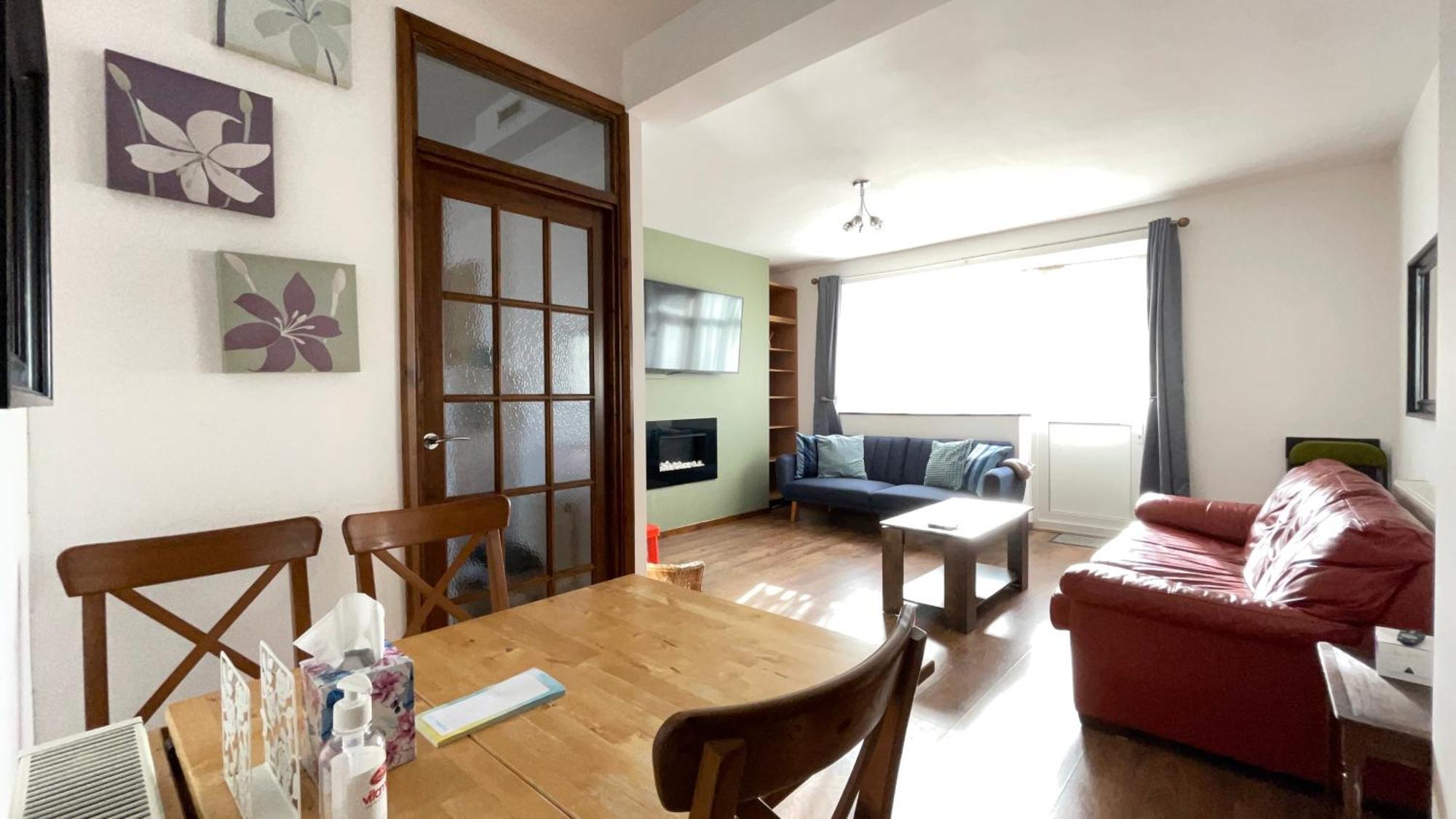 2 Bedrooms 2 Stations London Exterior photo