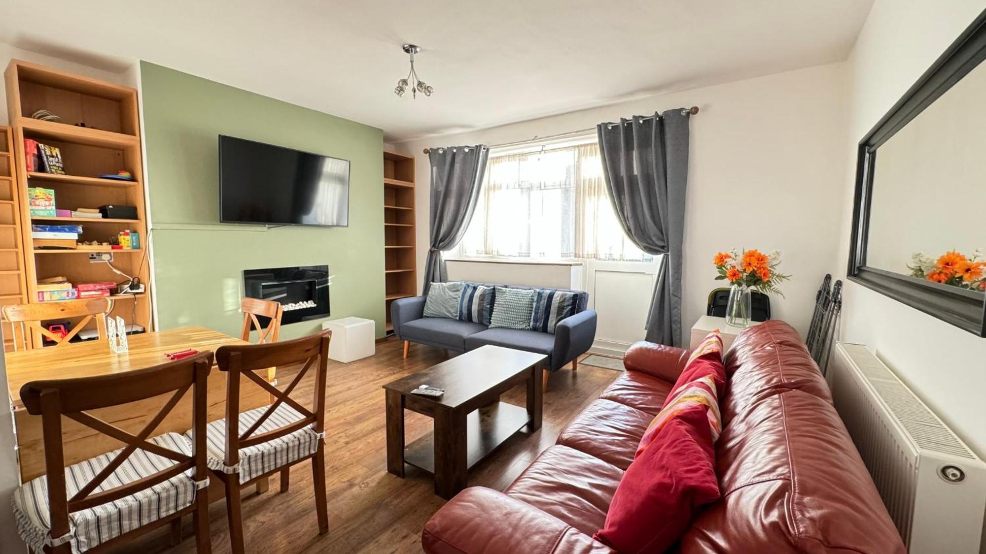 2 Bedrooms 2 Stations London Exterior photo